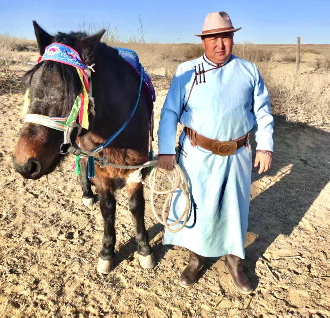 马什亥嘎查:从“马背传承”到“产业勃兴”