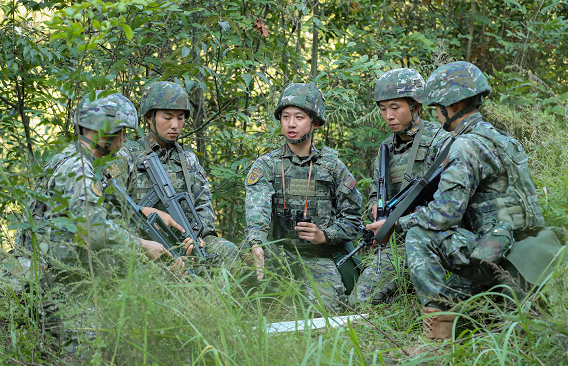 武警重庆总队执勤第三支队：野外驻训砺锋芒 练兵备战强本领