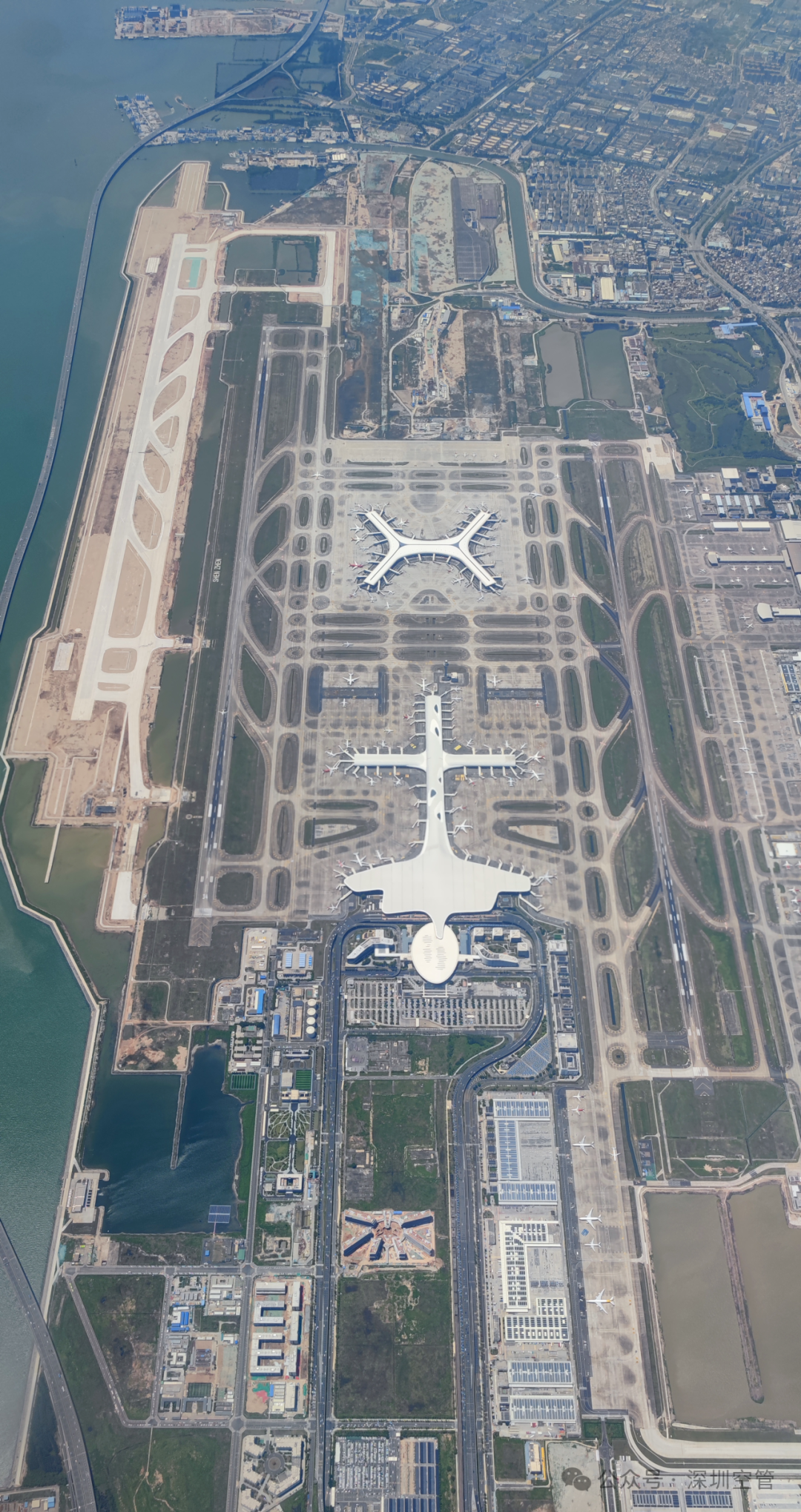 “三跑道时代”，宝安 “链全球” 能级再飙升！