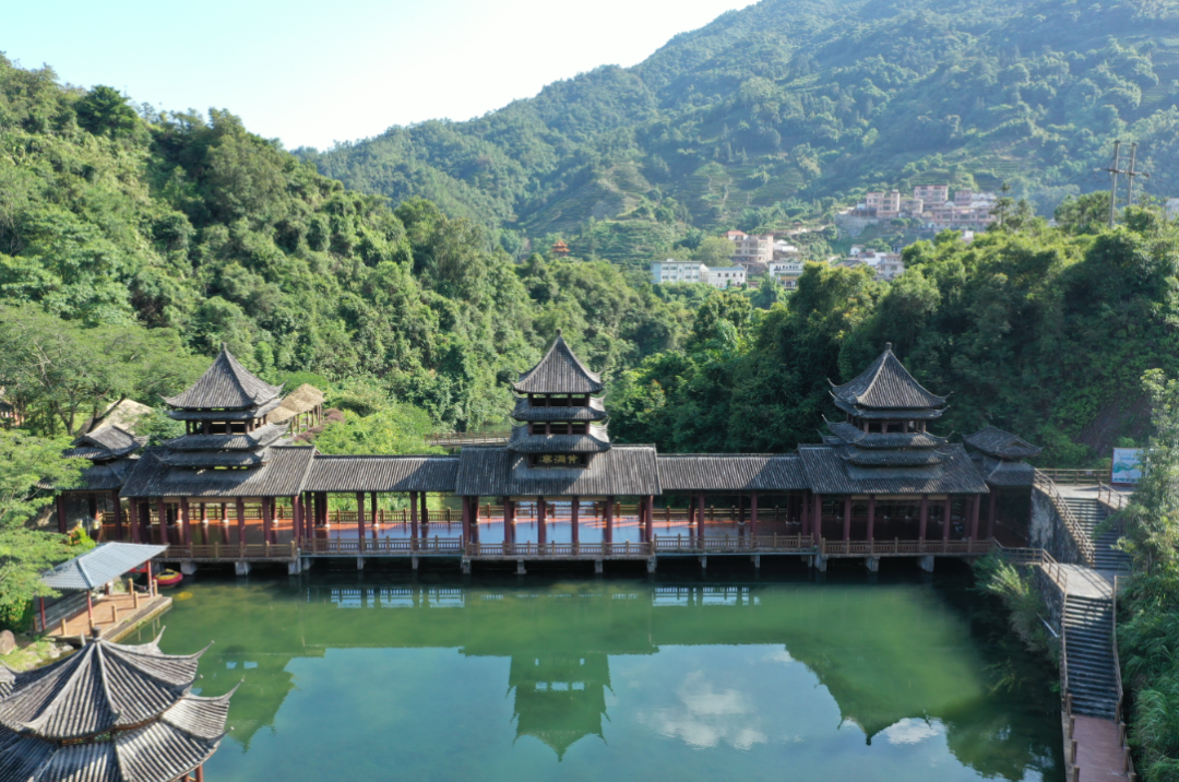 来揭阳就对了!玩什么吃什么看这里→ 微信图片_2025-12-31_112516_861.png