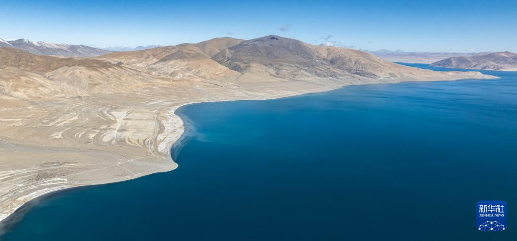 美丽中国丨西藏:鸟瞰蔚蓝佩枯错