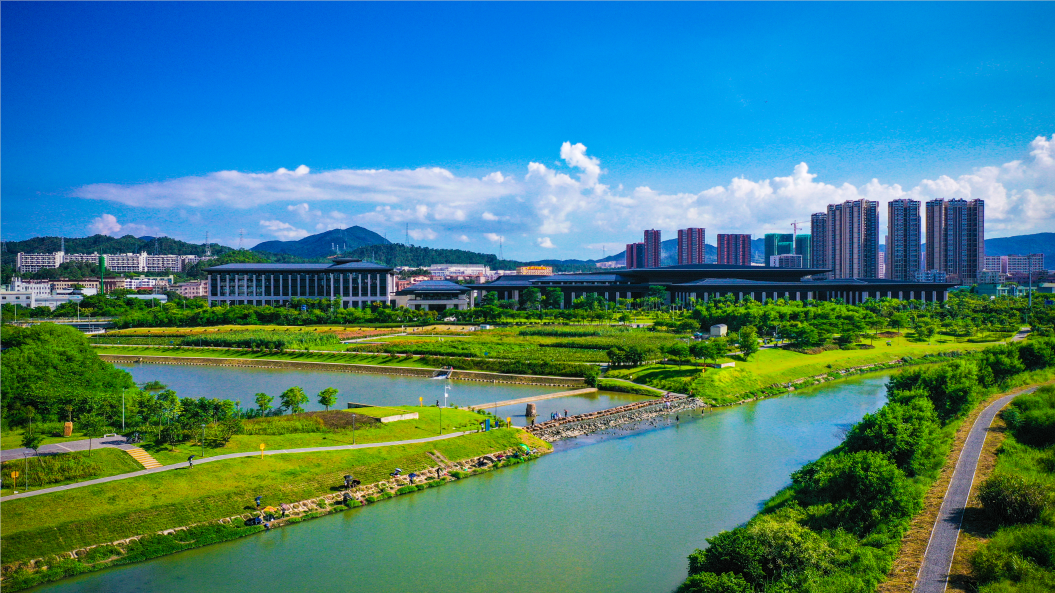 硬核成绩单拿捏了!| 坪山er的2025⑧ 图片12.png