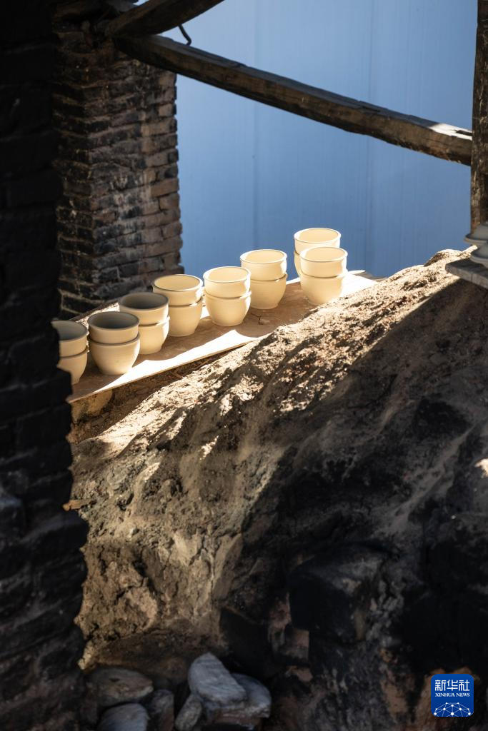 云南临沧碗窑村:探索“陶旅”融合发展之路