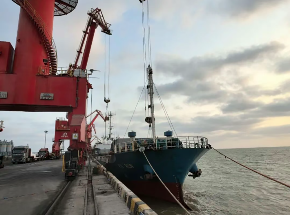 江苏连云港：“燕尾港—韩国浦项港”航线开启首航