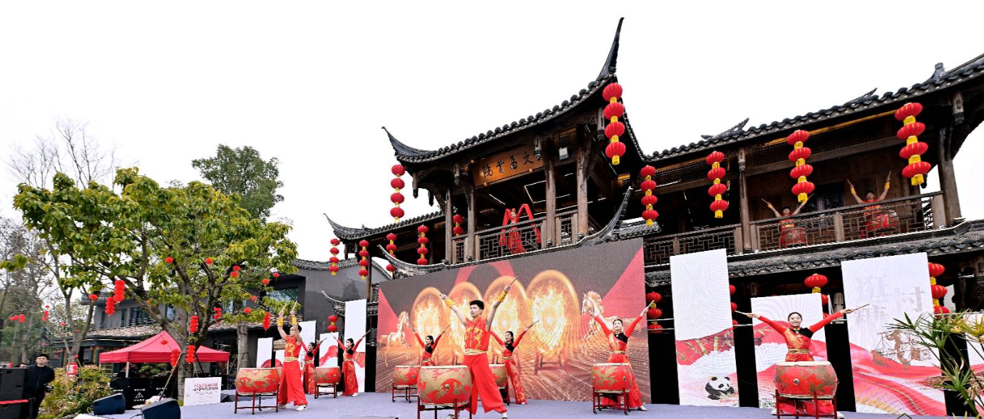 双流区首届“村糖会”来了 文创产业园同步启市丨逛村糖会 品原乡味 双流区首届“村糖会”来了 文创产业园同步启市丨逛村糖会 品原乡味