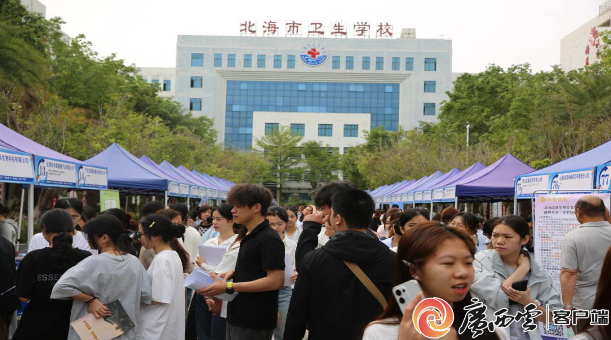 别再说办业务跑断腿!他们直接上门,连卡都给你换好了 别再说办业务跑断腿!他们直接上门,连卡都给你换好了