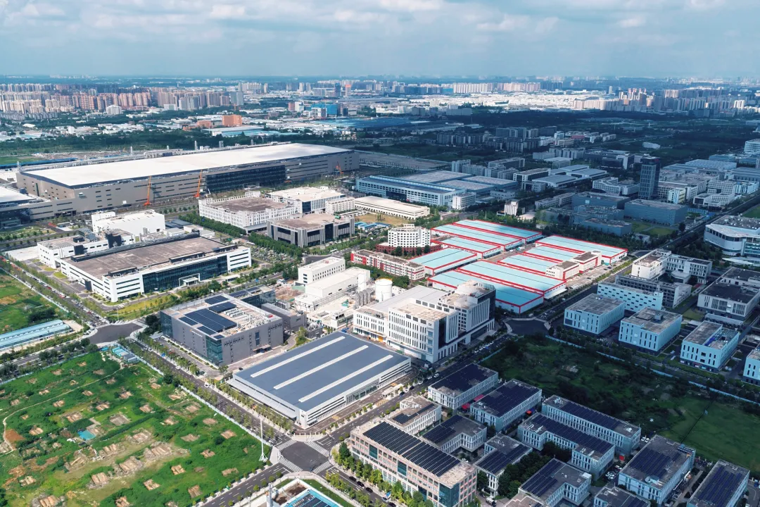 国内投产最快!首片晶圆成功加工下线! 图片