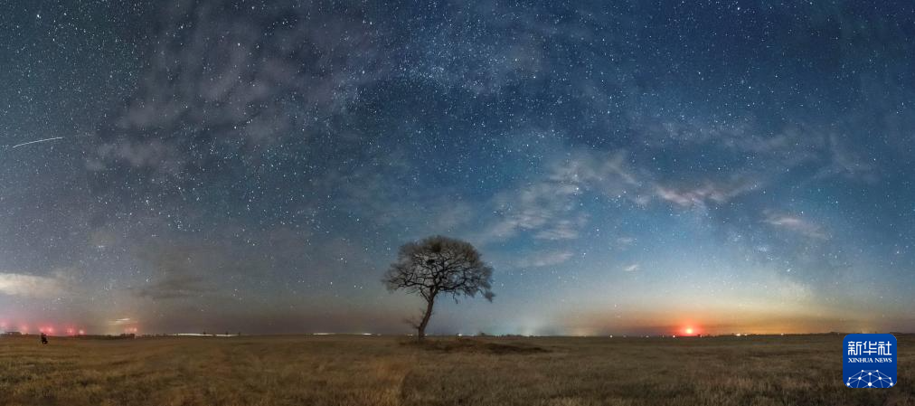 星空相册丨“银河之眼”现身夜空