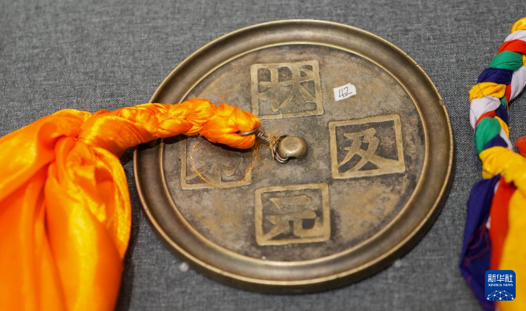 西藏山南精品文物展讲述千年民族交融佳话