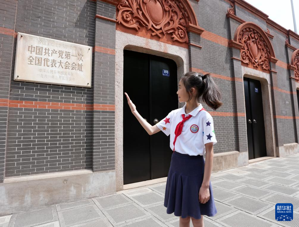 上海:“红喇叭”小讲解员迎“六一”