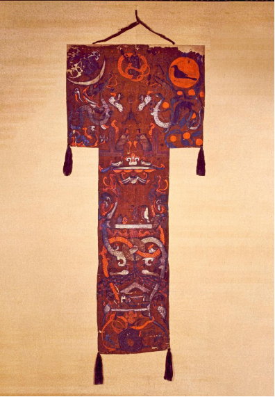 小明看展|来上海美术馆看马王堆大展 沉浸式体验“辛追夫人的一天” 小明看展|来上海美术馆看马王堆大展 沉浸式体验“辛追夫人的一天”