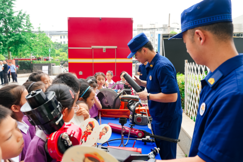 安全“童”行，这场竞赛有“知”有味——无锡市滨湖区荣巷街道举办小学生校园安全知识竞赛