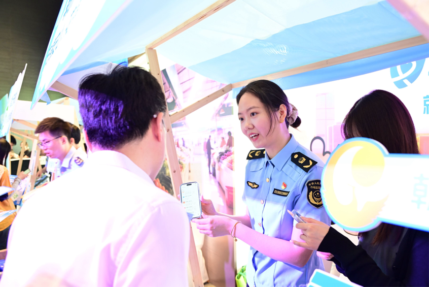 沉浸体验零距离 携手共筑安心——北京朝阳区市场监管局第三届社会开放日活动成功举办