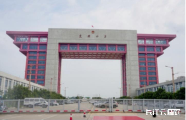 何以中国·运河之光 | 一座港口、一座口岸、一条运河，见证广西“向海图强”